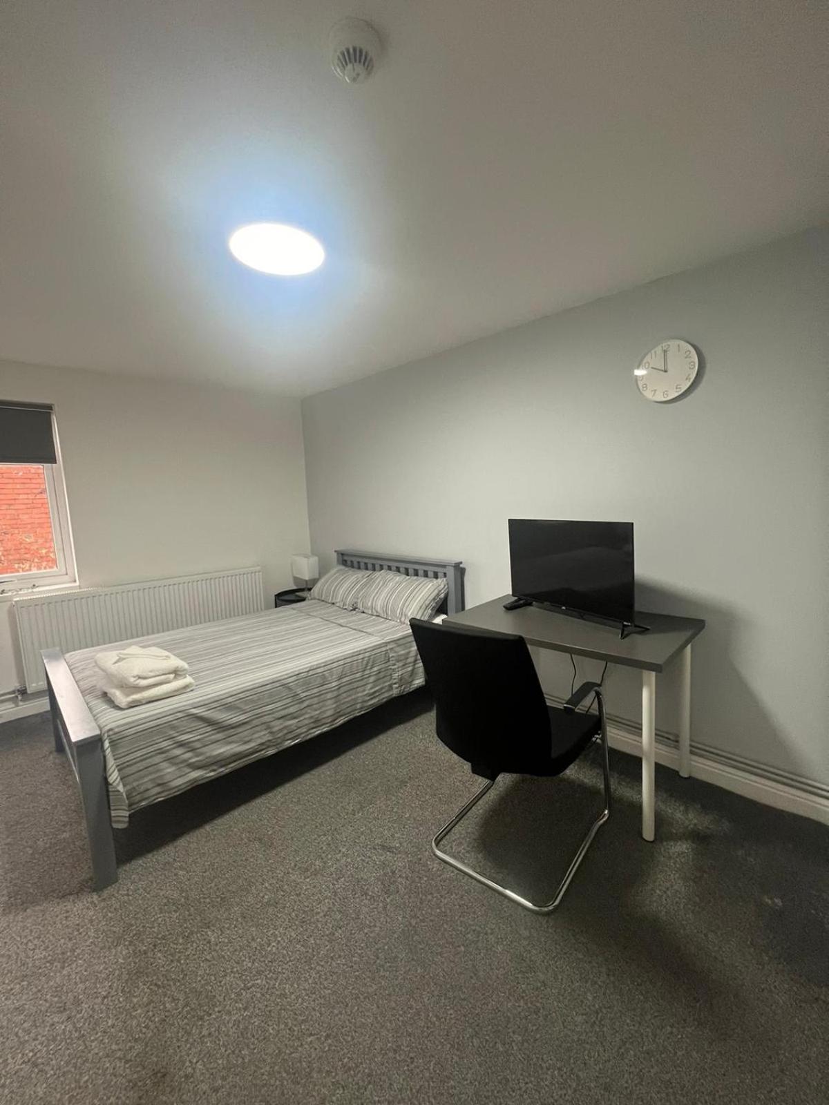 Luxury In Luxury Out Apartment *